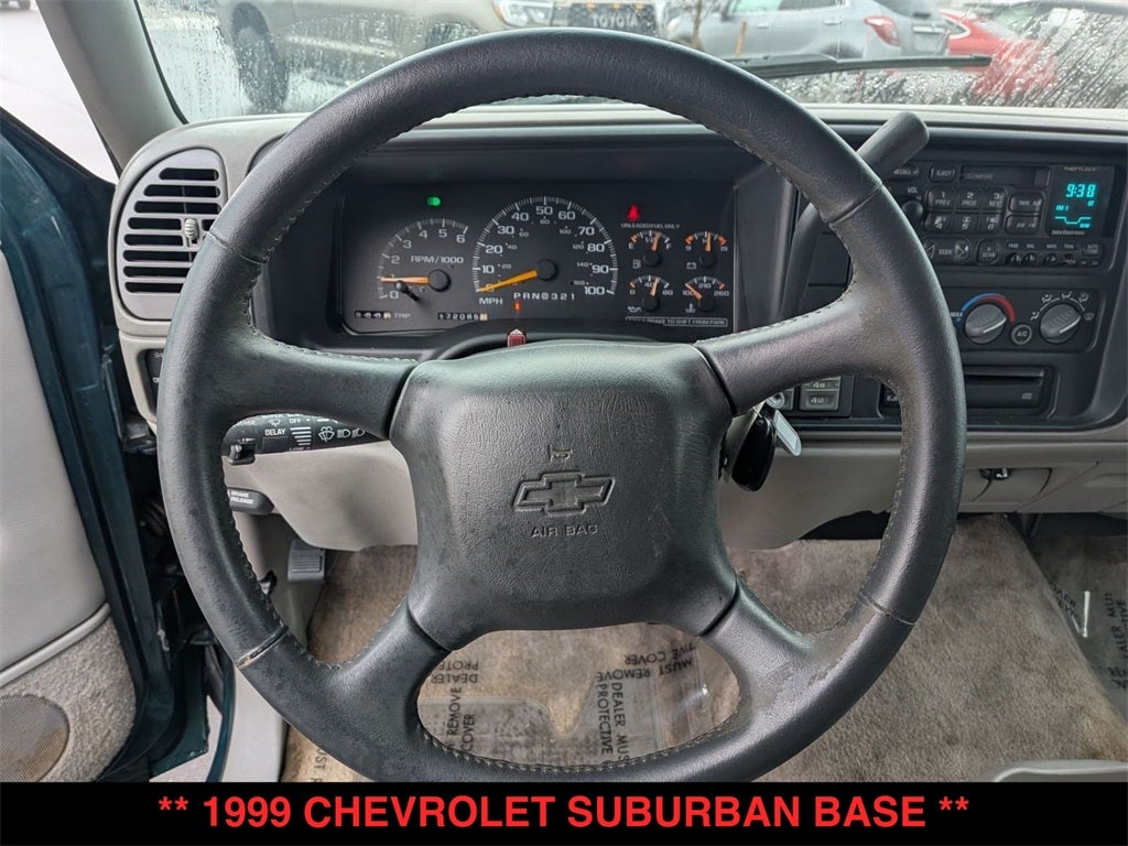 1999 Chevrolet Suburban 1500 Base