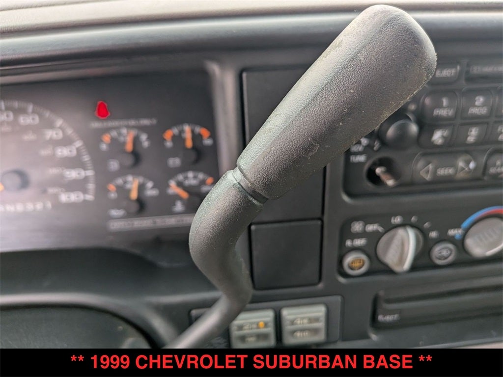 1999 Chevrolet Suburban 1500 Base