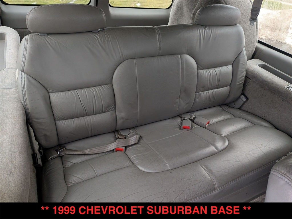 1999 Chevrolet Suburban 1500 Base