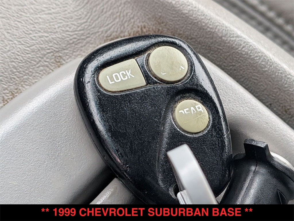 1999 Chevrolet Suburban 1500 Base