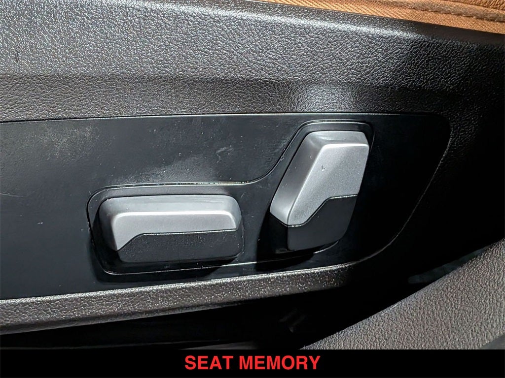 2023 BMW 3 Series 330e xDrive