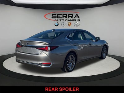 2019 Lexus ES 300h Luxury