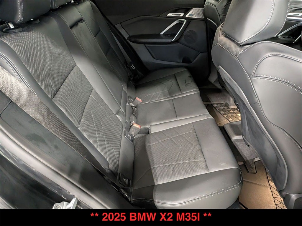 2025 BMW X2 M35i
