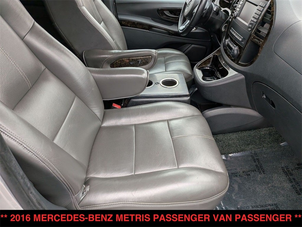 2016 Mercedes-Benz Metris Passenger Base