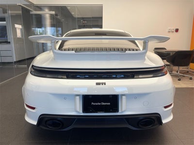 2025 Porsche 911 Carrera