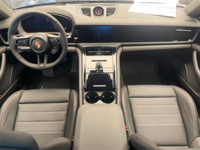 2026 Porsche Panamera GTS