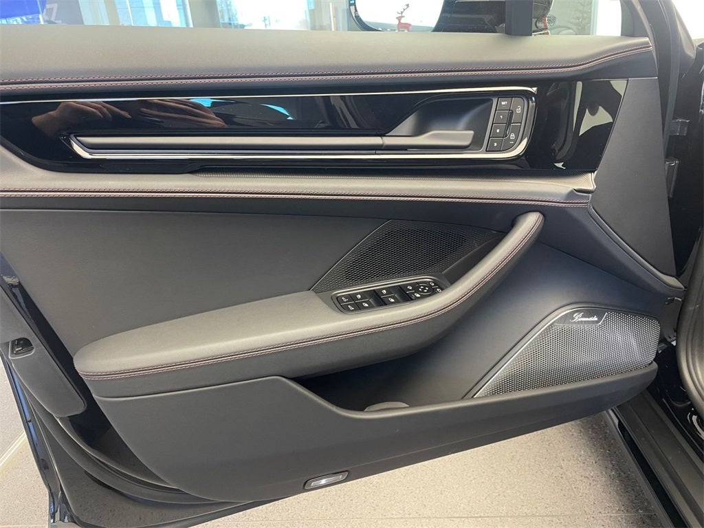 2026 Porsche Panamera GTS