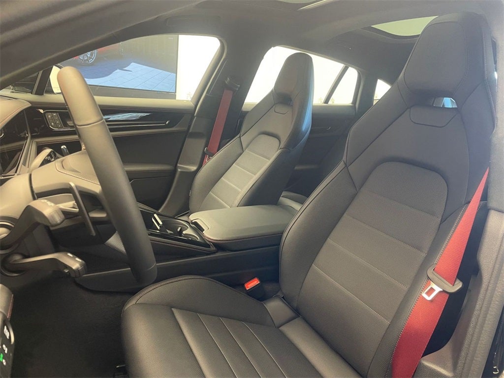 2026 Porsche Panamera GTS