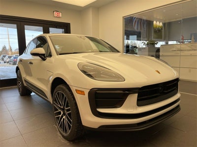 2026 Porsche Macan Base