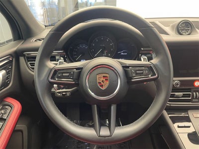 2025 Porsche Macan Base