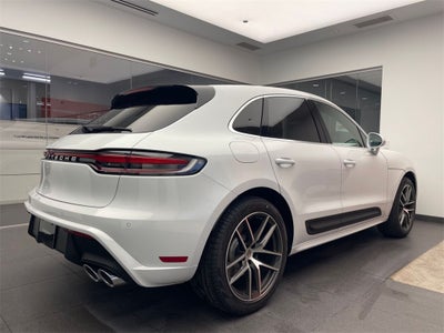 2026 Porsche Macan Base