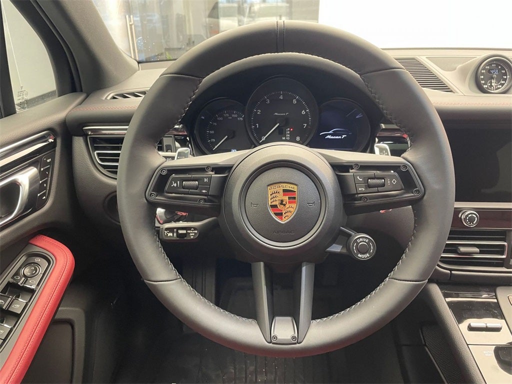 2026 Porsche Macan T