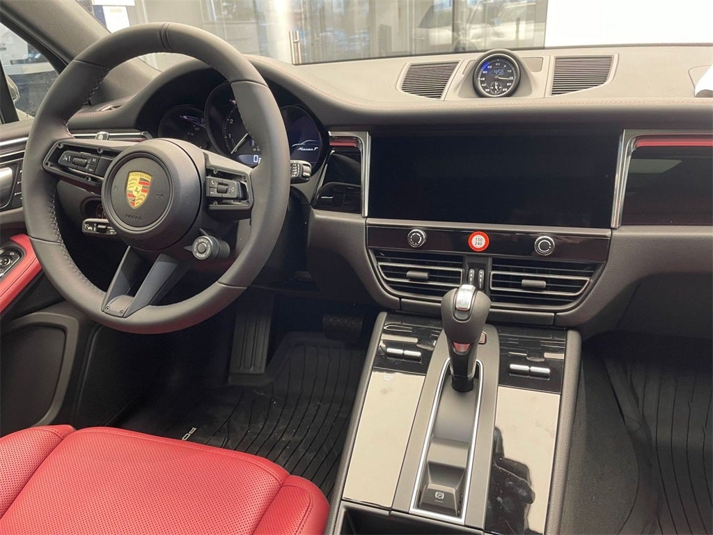 2026 Porsche Macan T