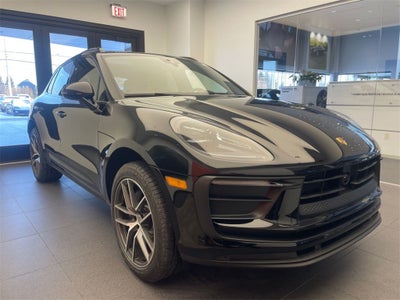 2026 Porsche Macan Base