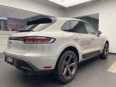 2026 Porsche Macan Base