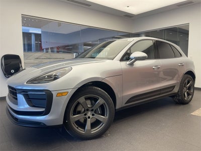 2026 Porsche Macan Base