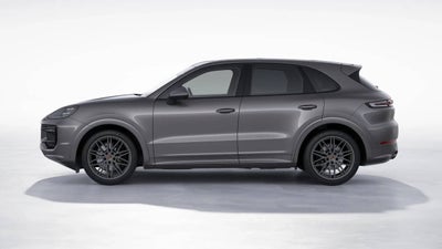 2025 Porsche Cayenne Base