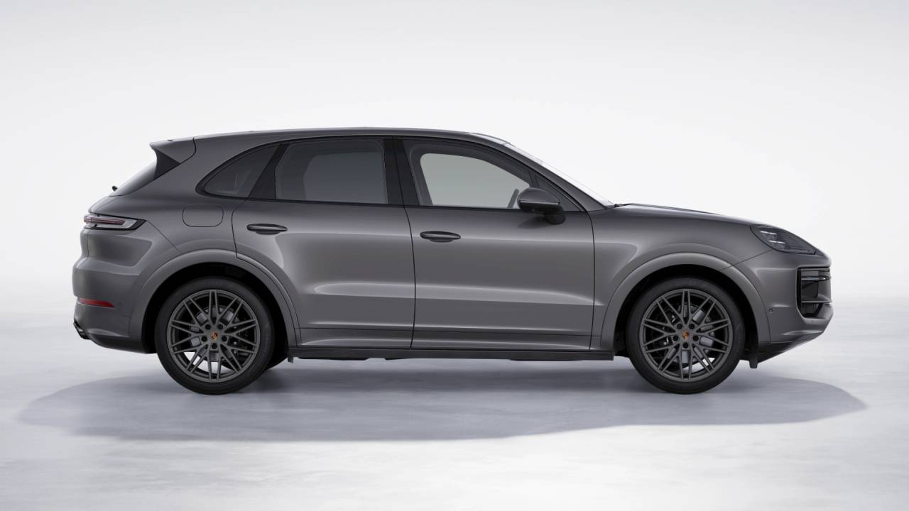2025 Porsche Cayenne Base