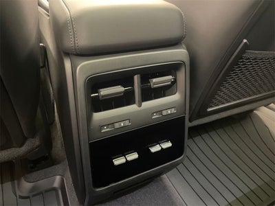 2025 Porsche Macan 4S