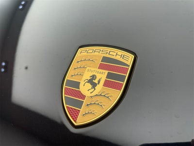 2025 Porsche Macan 4S