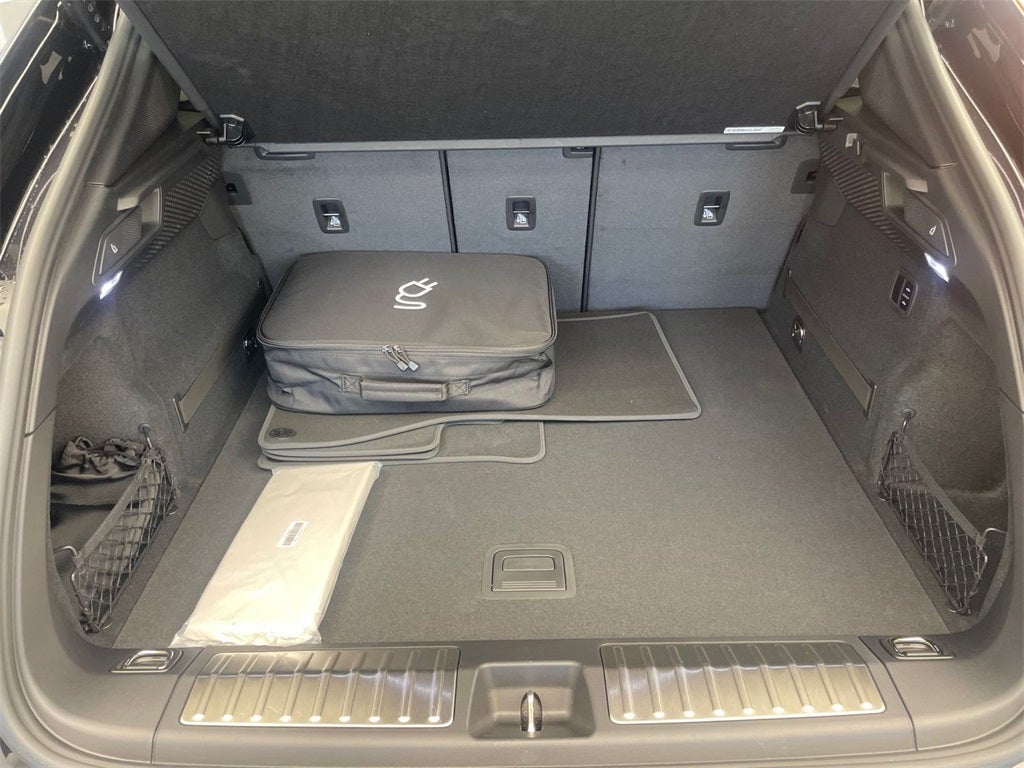 2025 Porsche Macan 4S