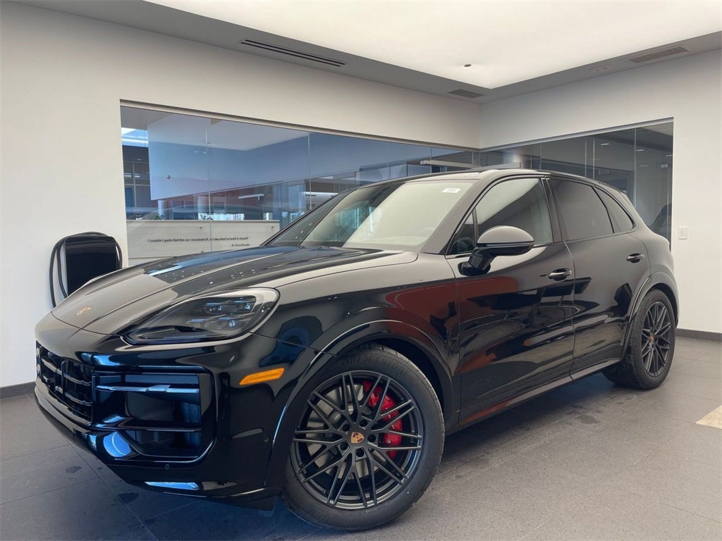 2026 Porsche Cayenne GTS