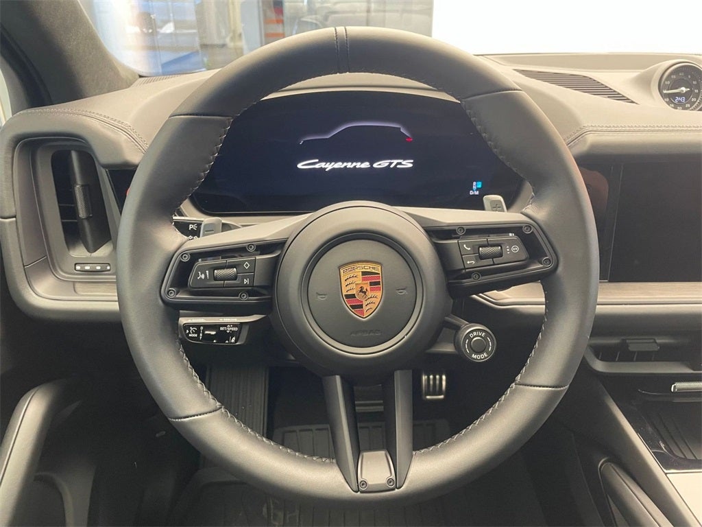 2026 Porsche Cayenne GTS