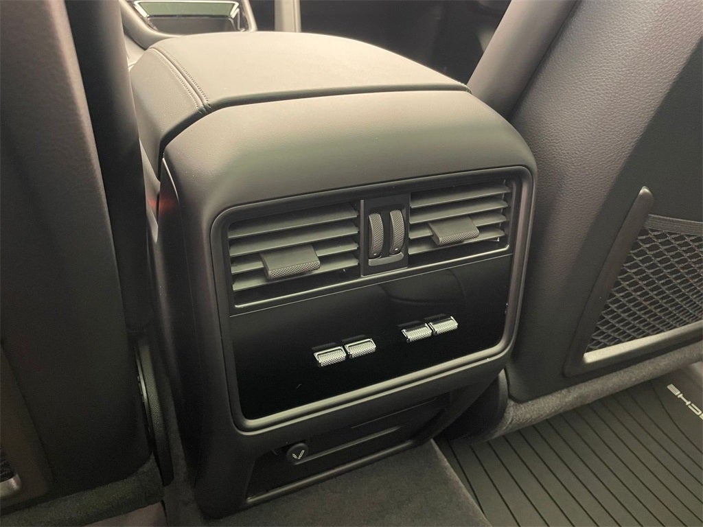 2026 Porsche Cayenne GTS