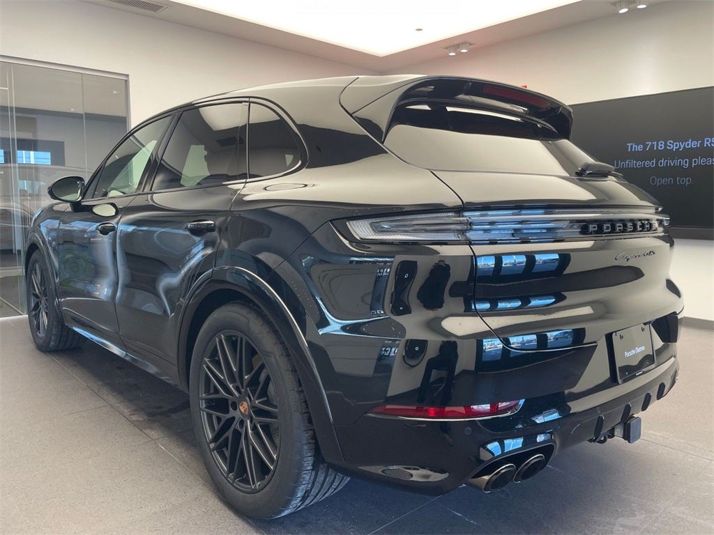 2026 Porsche Cayenne GTS