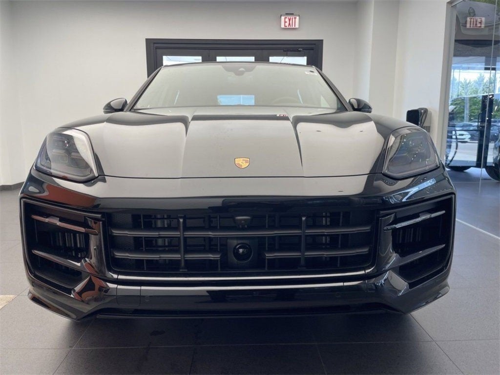 2025 Porsche Cayenne Base