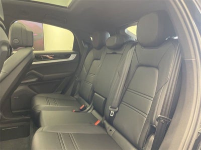 2025 Porsche Cayenne Base