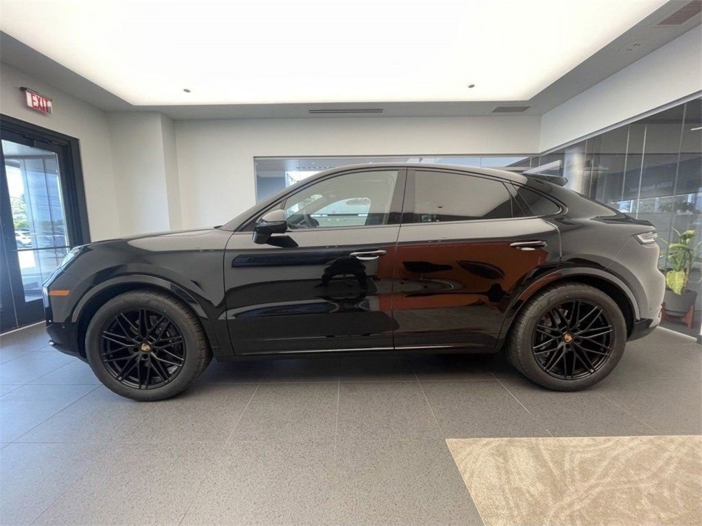 2025 Porsche Cayenne Base