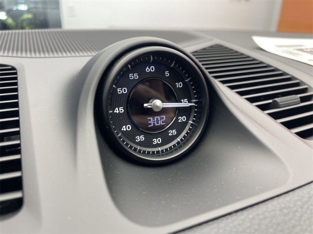 2025 Porsche Cayenne Base