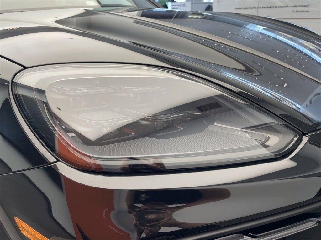 2025 Porsche Cayenne Base