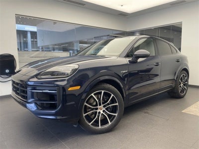 2025 Porsche Cayenne Base