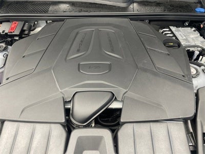 2025 Porsche Cayenne Base