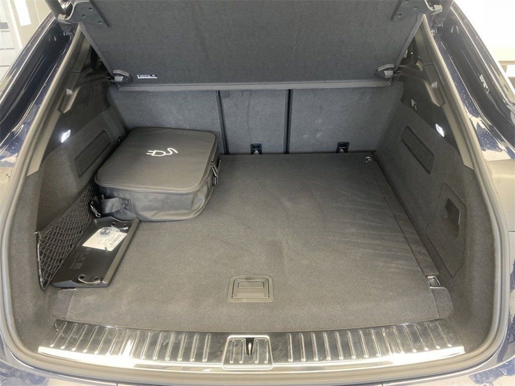 2025 Porsche Cayenne Base