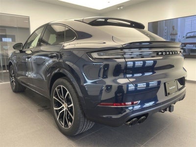 2025 Porsche Cayenne Base